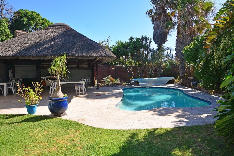 4 Bedroom Property for Sale in Lagoon Beach Western Cape